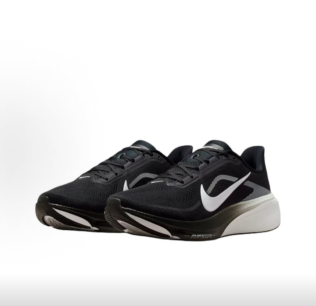 Pegasus 42 - Black/Photon Dust