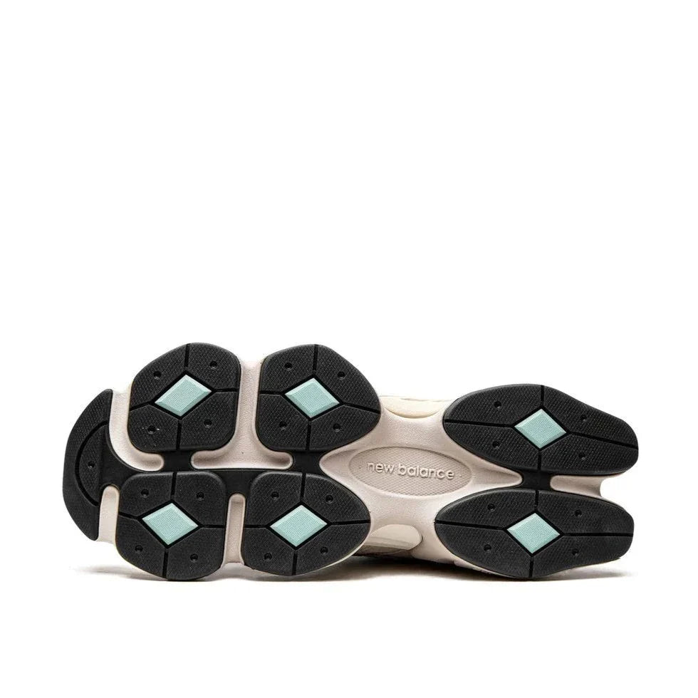 New Balance 9060 - Sea Salt