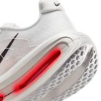 Vomero Premium - White/Black/Bright Crimson