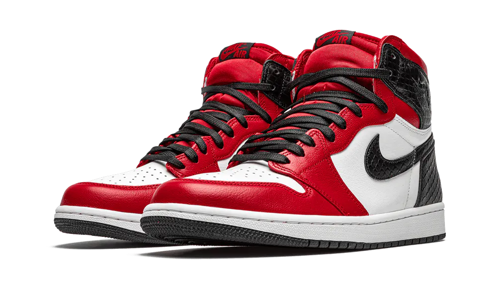 Air Jordan 1 - Satin Snake Chicago