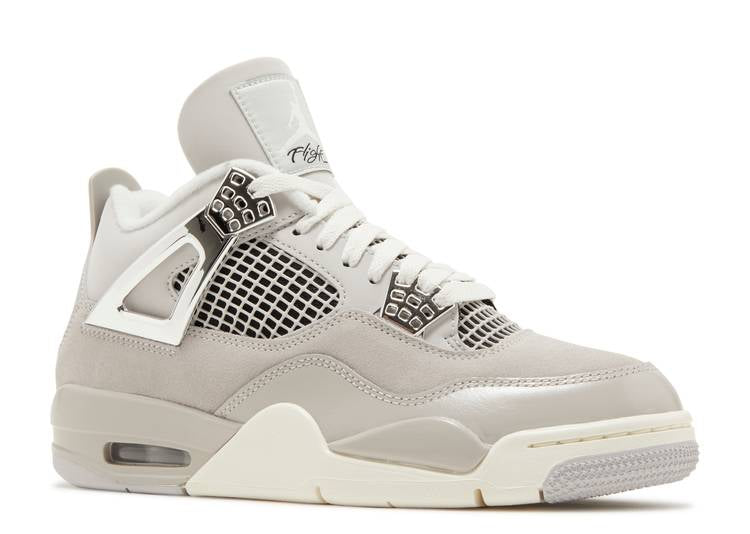 Air Jordan 4 - Frozen Moments