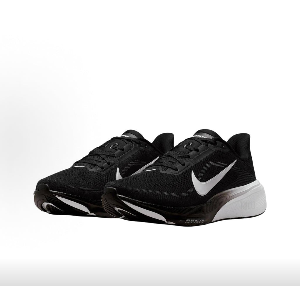 Pegasus 42 - Black/White