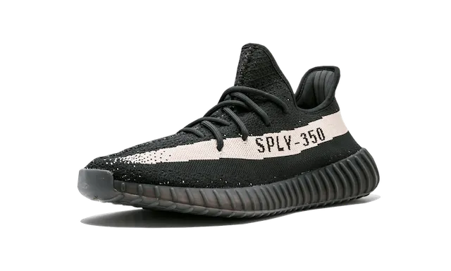 Yeezy 350 V2 - Oreo