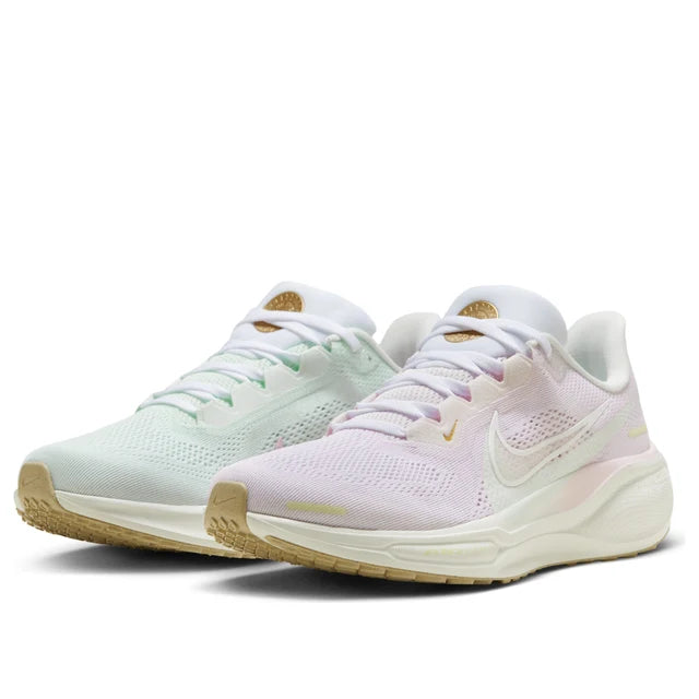 Pegasus 41 - Barely Green/Playful Pink