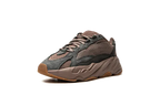 Yeezy 700 V2 - Mauve