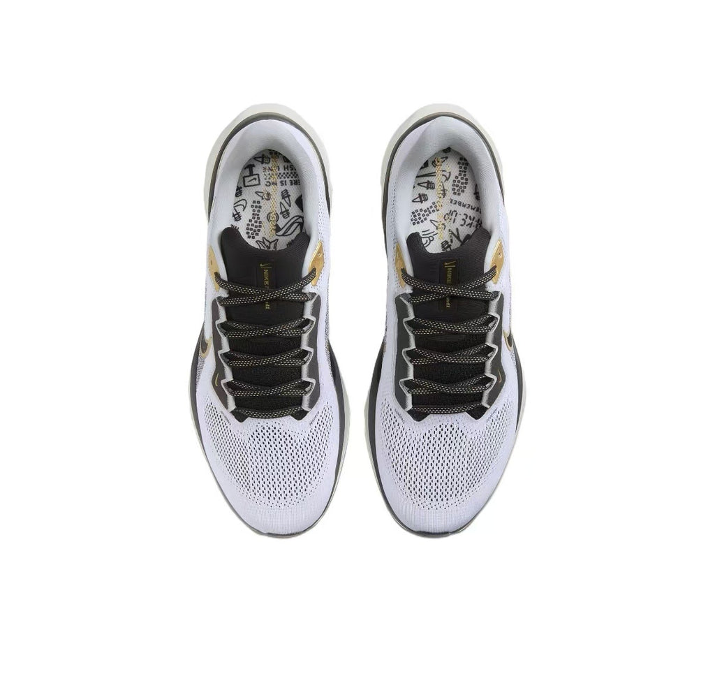 Pegasus 41 - White/Black Metallic