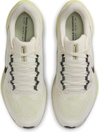 Pegasus 41 - Pale Ivory/Limelight