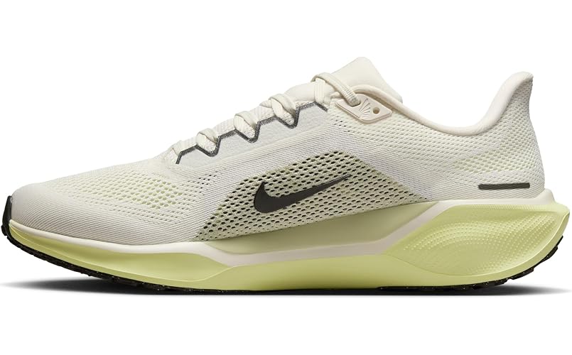 Pegasus 41 - Pale Ivory/Limelight