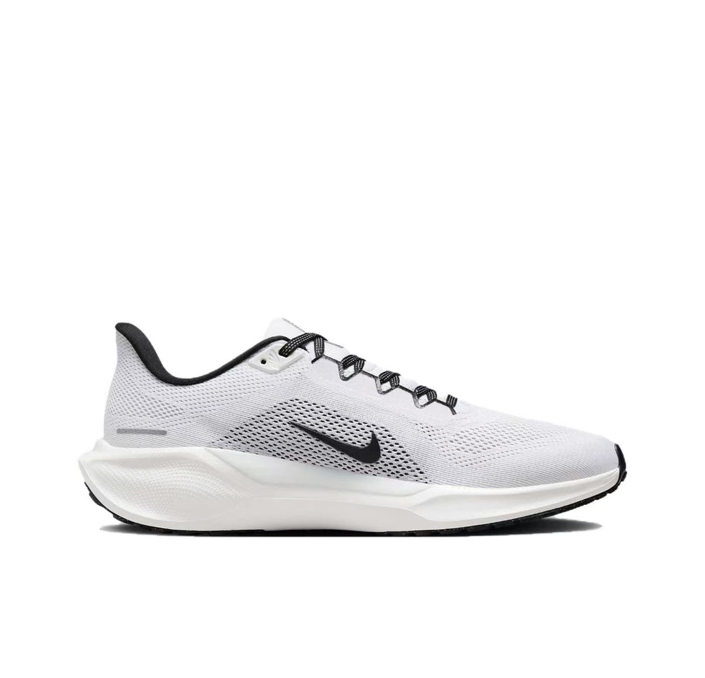 Pegasus 41 - White/Black