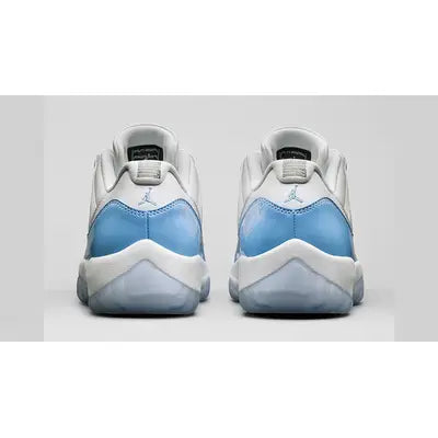 Air Jordan 11 - UNC