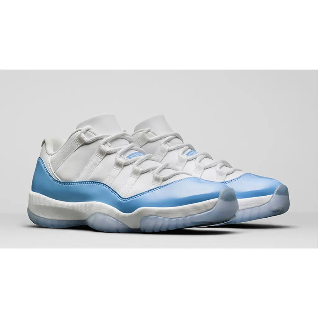 Air Jordan 11 - UNC