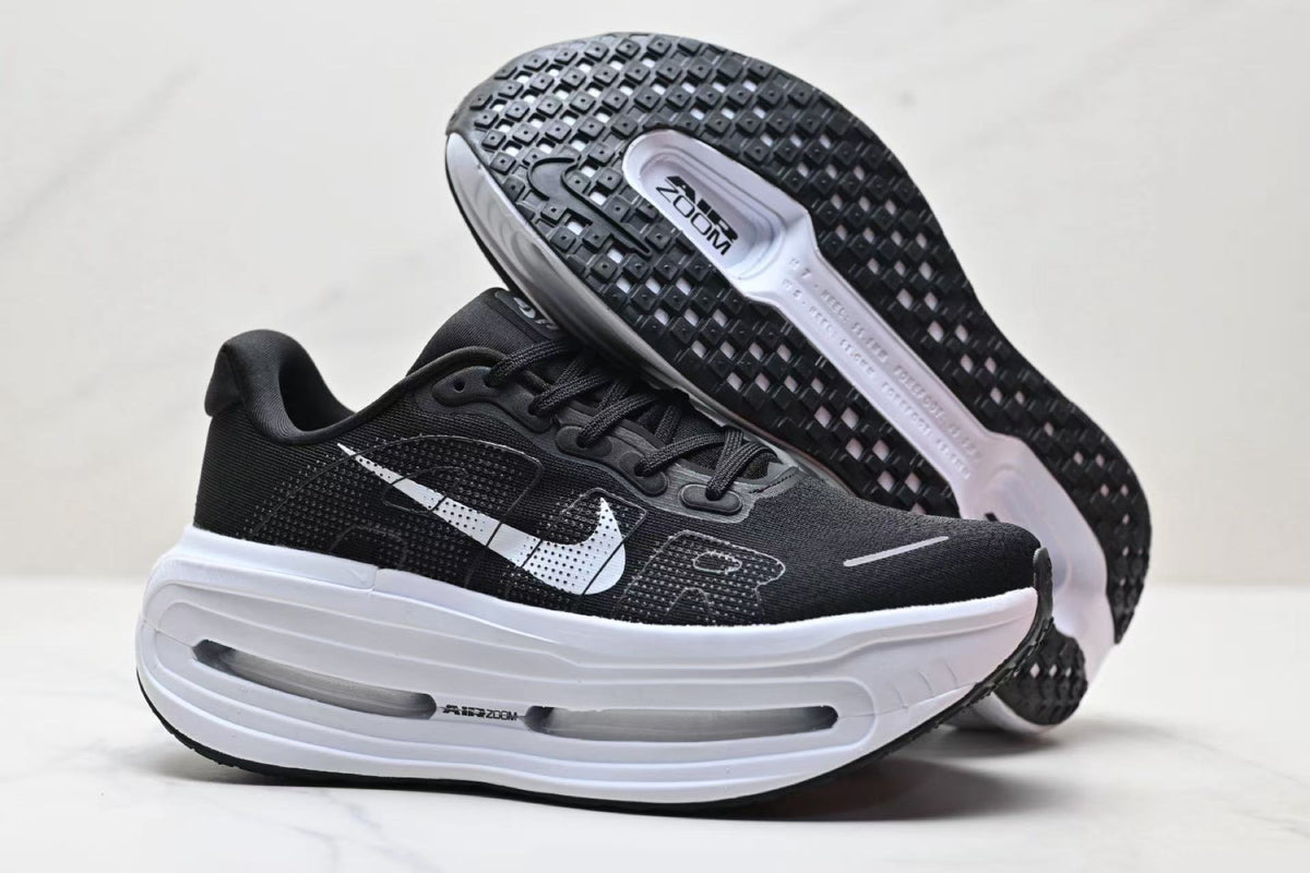 Vomero Premium - Black/White