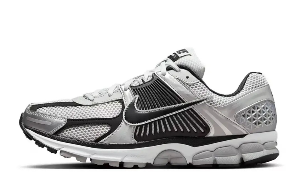 Zoom Vomero 5 - Metallic Silver Black