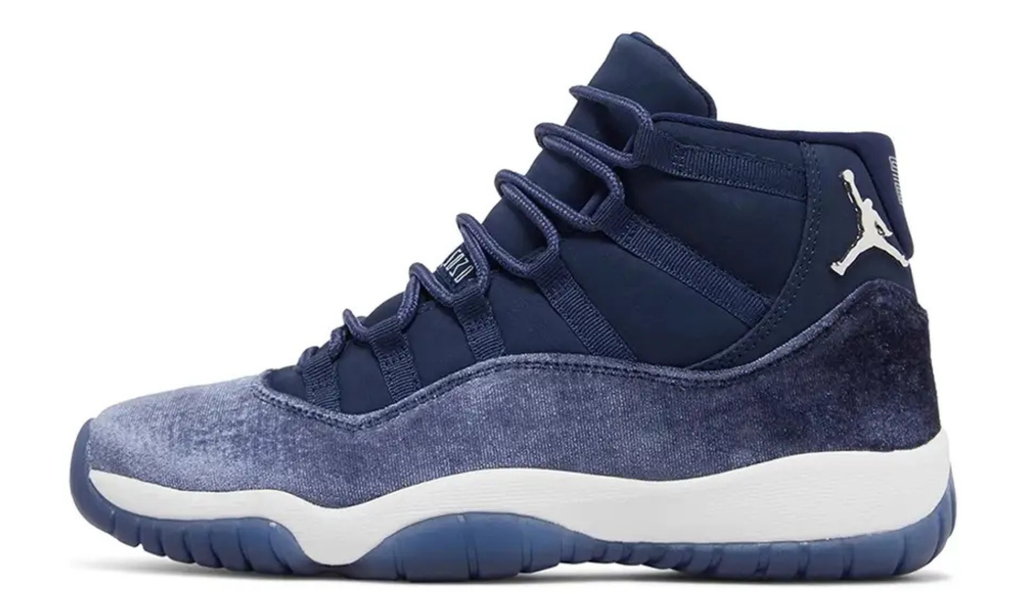 Air Jordan 11 - Velvet Midnight Navy