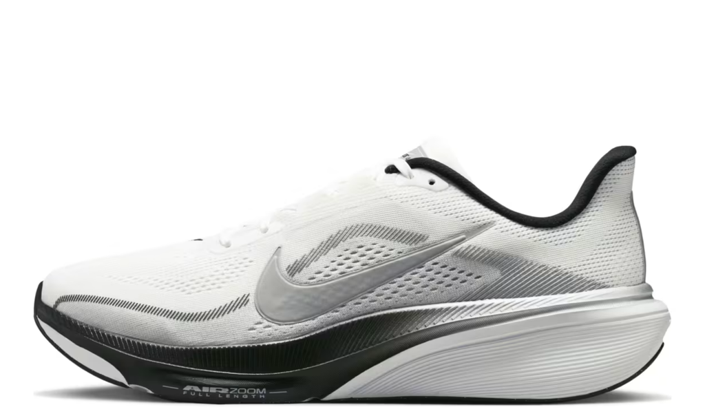 Pegasus 42 - Summit White/Black Metallic