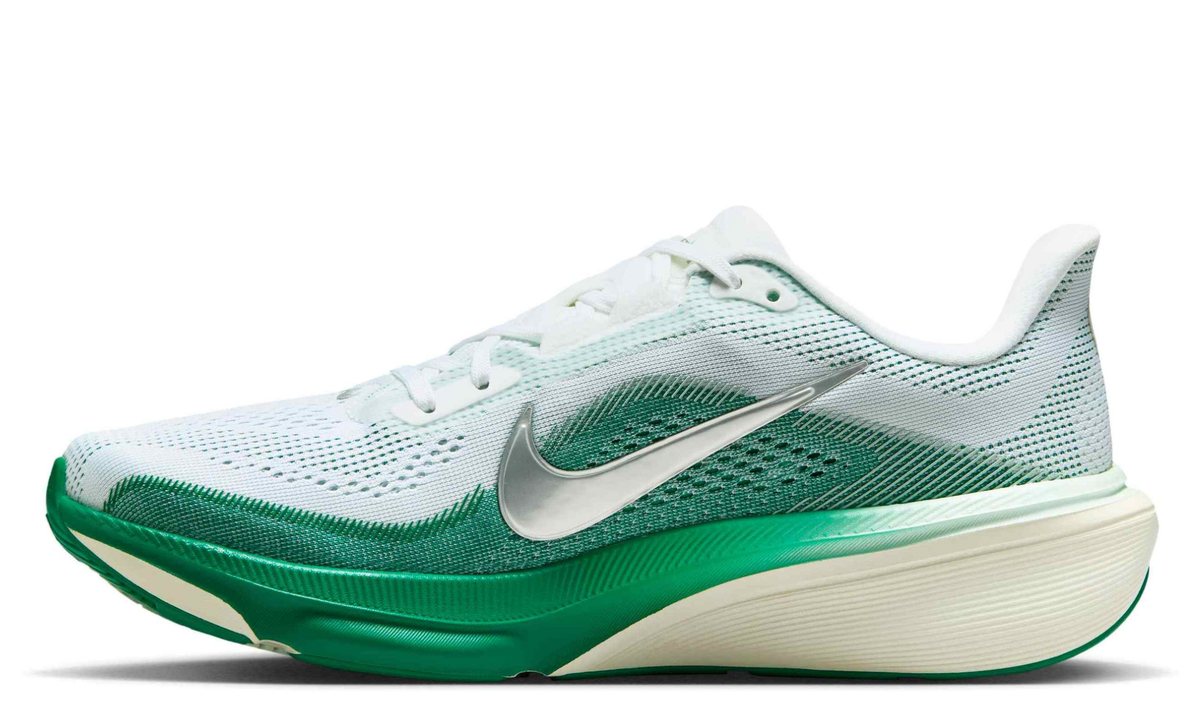 Pegasus 42 -  White/Malachite/Barely Green