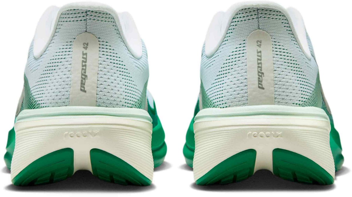 Pegasus 42 -  White/Malachite/Barely Green