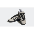 Campus 00 - Cloud White Black