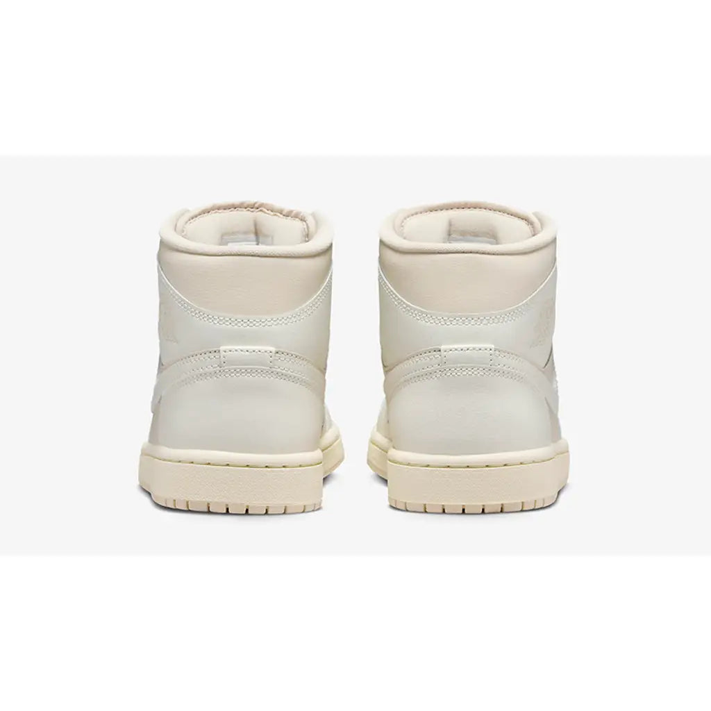 Air Jordan 1 - Legend Light Brown