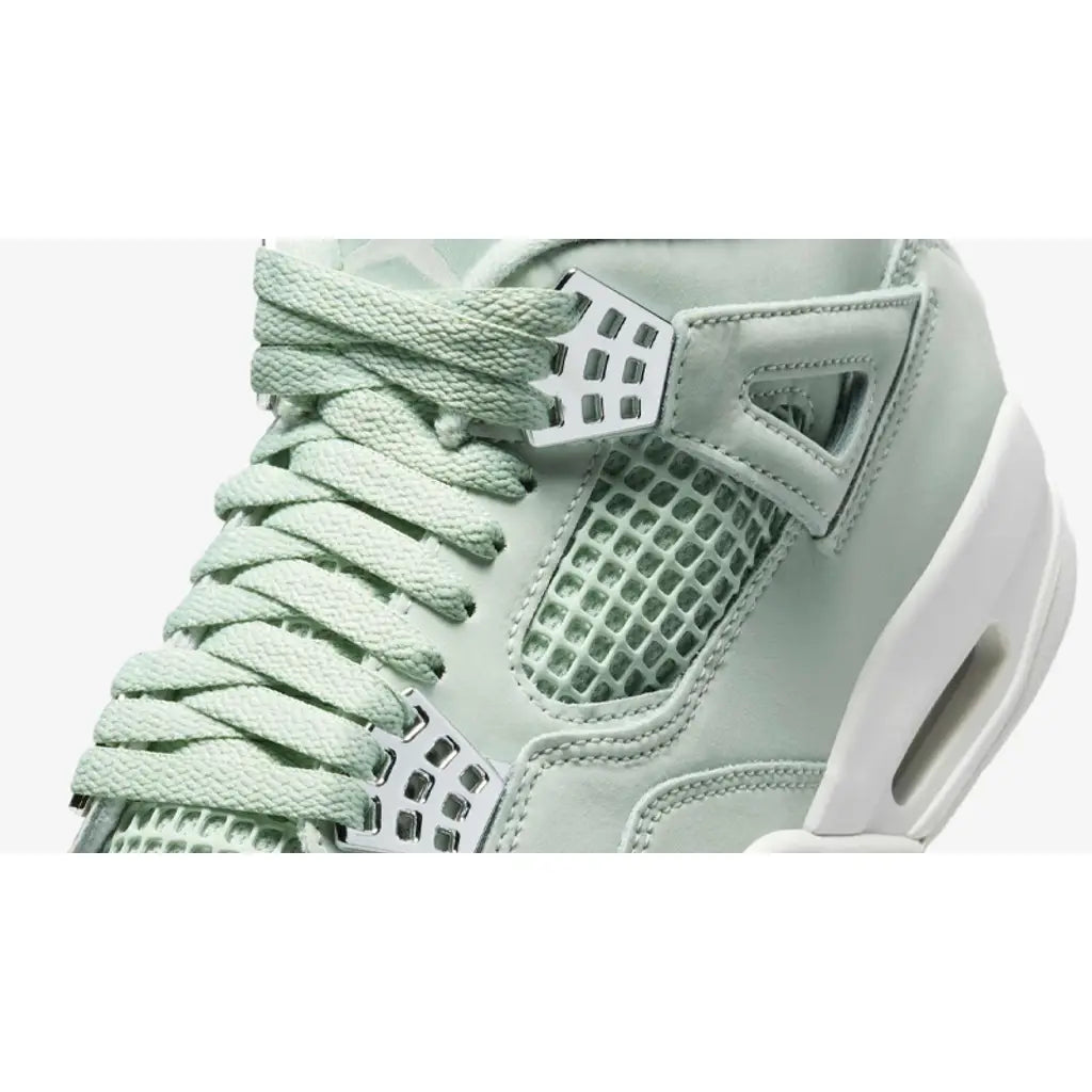 Air Jordan 4  - Seafoam Sail