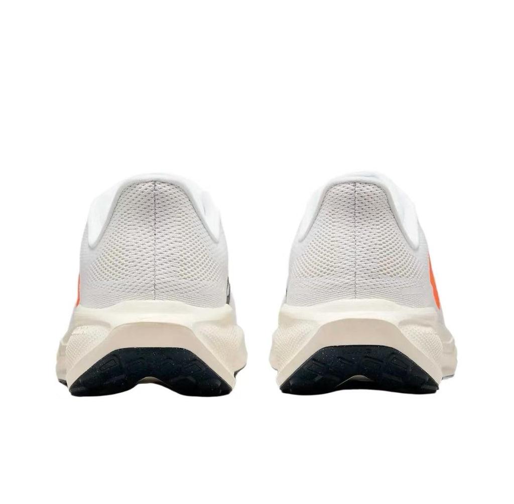 Pegasus 41 - White/Armory