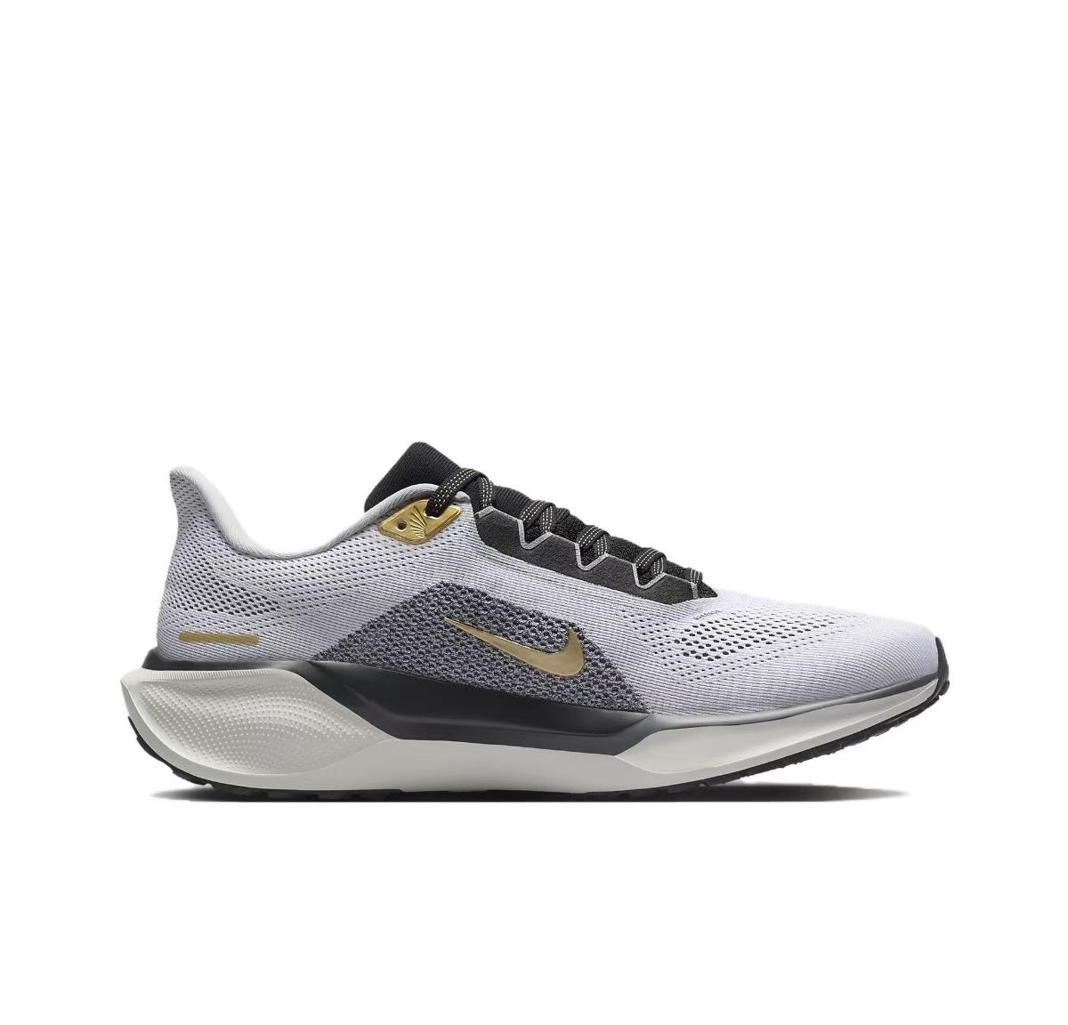 Pegasus 41 - White/Black Metallic