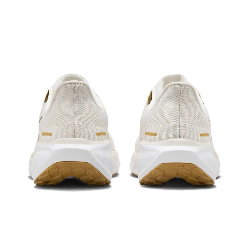Pegasus 41 - White/Metallic Gold
