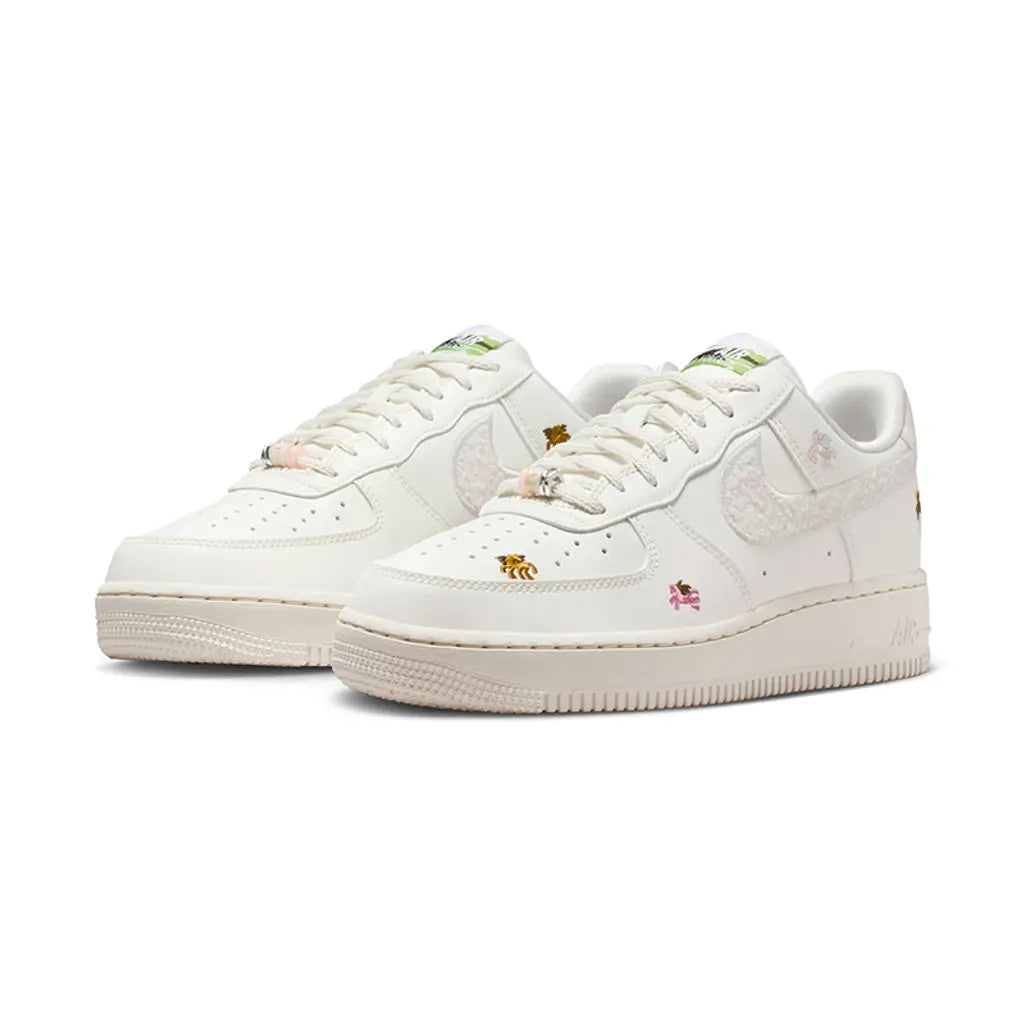 Air Force 1 - Year Of The Horse Phantom Crimson