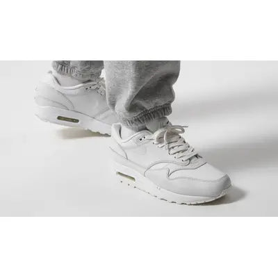 Air Max 1 - Summit White Sail