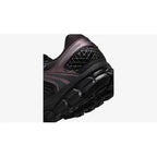 Zoom Vomero 5 - Burgundy Crush Black