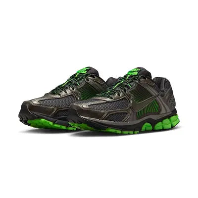 Zoom Vomero 5 - Metallic Pewter Green Strike