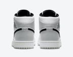 Air Jordan 1 - Light Smoke Grey