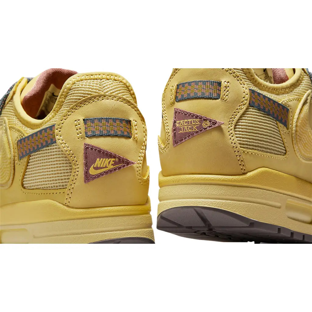 Air Max 1 X Travis Scott - Cactus Jack Saturn Gold