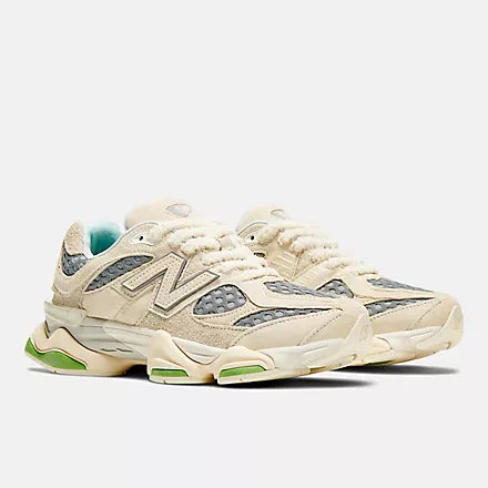 New Balance 9060 - Bricks & Wood Angora